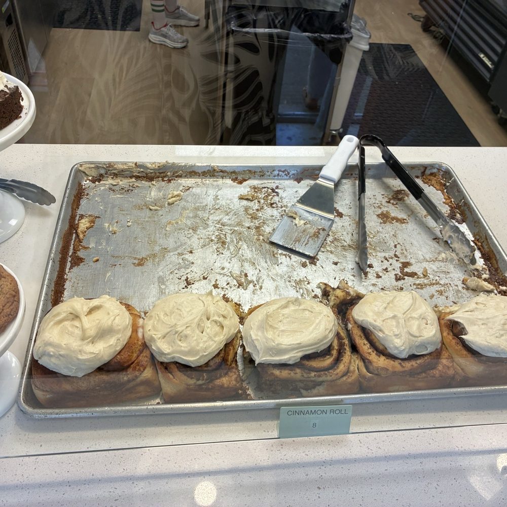 Berties Bake Shop - Bakeries Near Me - Covington, Louisiana