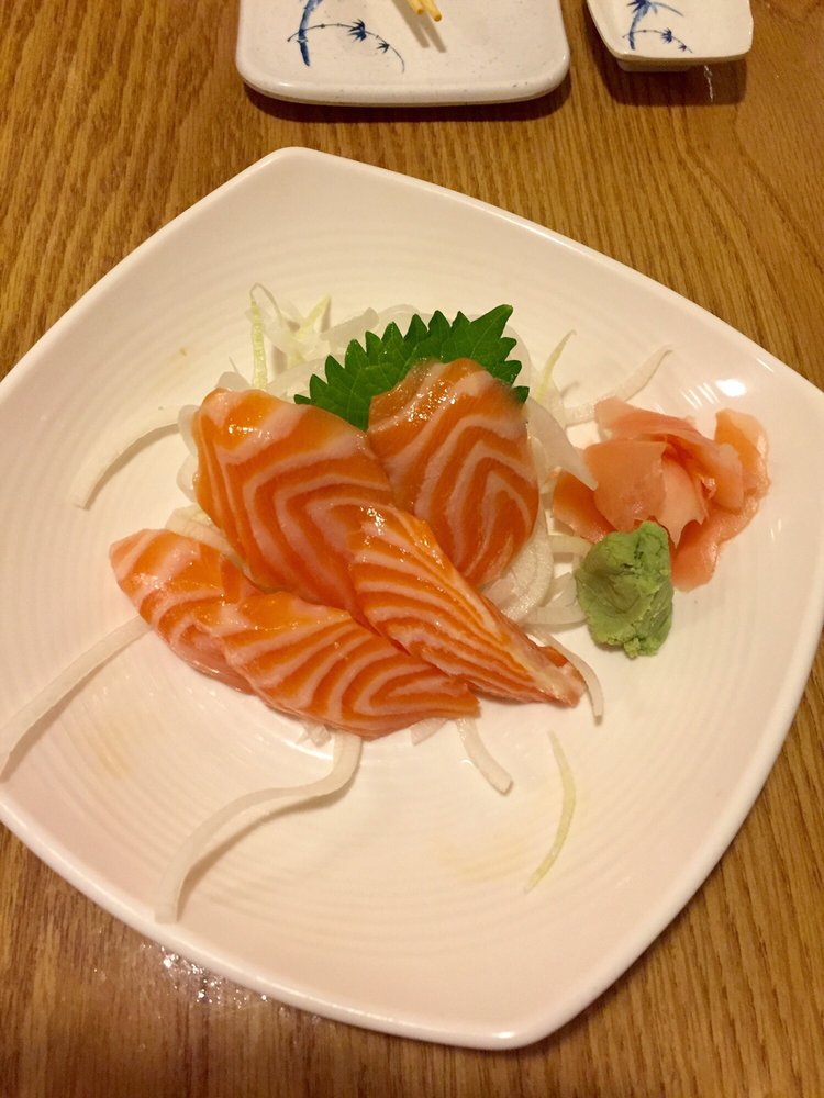 Love that they have a sake sashimi app option! Yelp