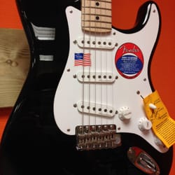 Music Hall - Fendre Eric Clapton !!