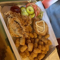 Felton Music Hall - Fried chicken sandwich