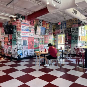 Lucky’s Hot Chicken - Chicken Shop Near Me - Dallas, Texas Lucky’s Hot Chicken - Chicken Shop Near Me - Dallas, Texas