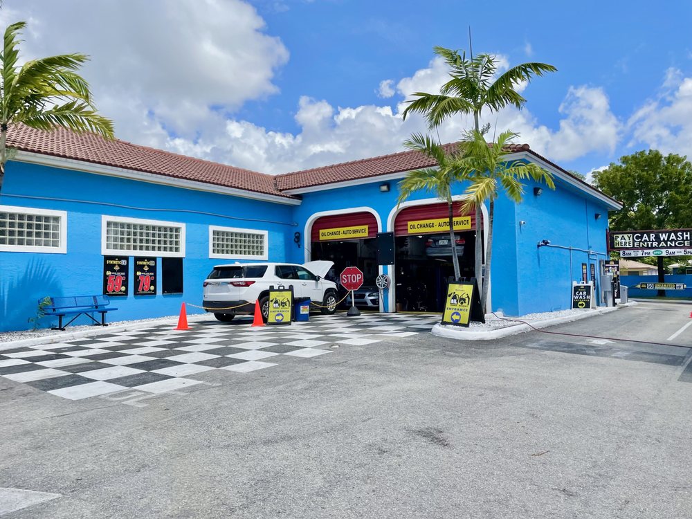 POINCIANA CAR WASH & SERVICE Updated August 2024 63 Photos & 97