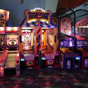 Roxbury Lanes - Bowling Near Me - Seattle, Washington