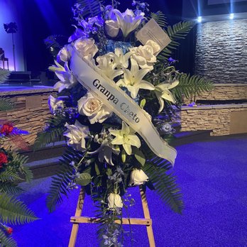 Hand Creations Flowers and Events - Florists Near Me - Ceres, California Hand Creations Flowers and Events - Florists Near Me - Ceres, California