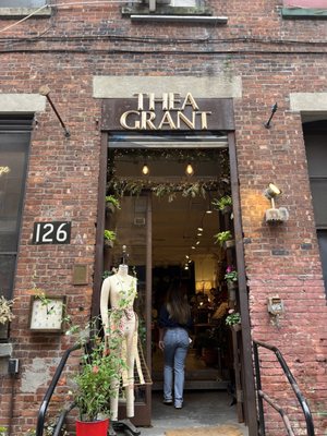 Thea Grant | Antique, Vintage & Custom Jewelry by null