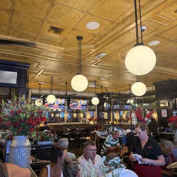 Favorite Bistro - Very nice ambiance :) - French Near Me - Las Vegas, Nevada Favorite Bistro - Very nice ambiance :) - French Near Me - Las Vegas, Nevada