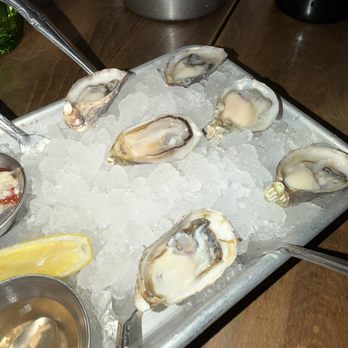 Greenpoint Fish & Lobster - West Coast Oysters, West Coast - Seafood Near Me - Brooklyn, New York