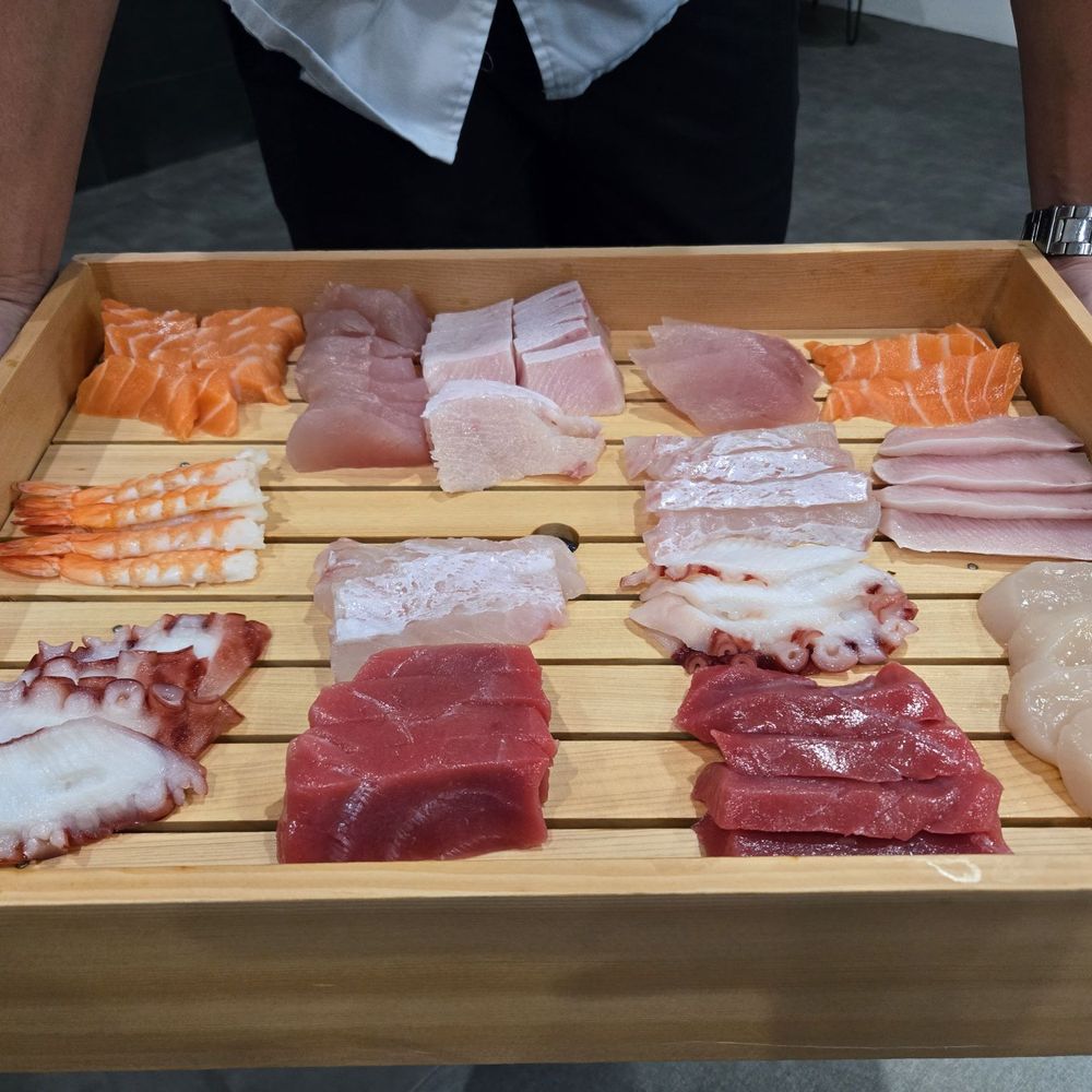 The Homakase Chef - Preview of the fresh fish used to create the dishes to come - Personal Chefs Near Me