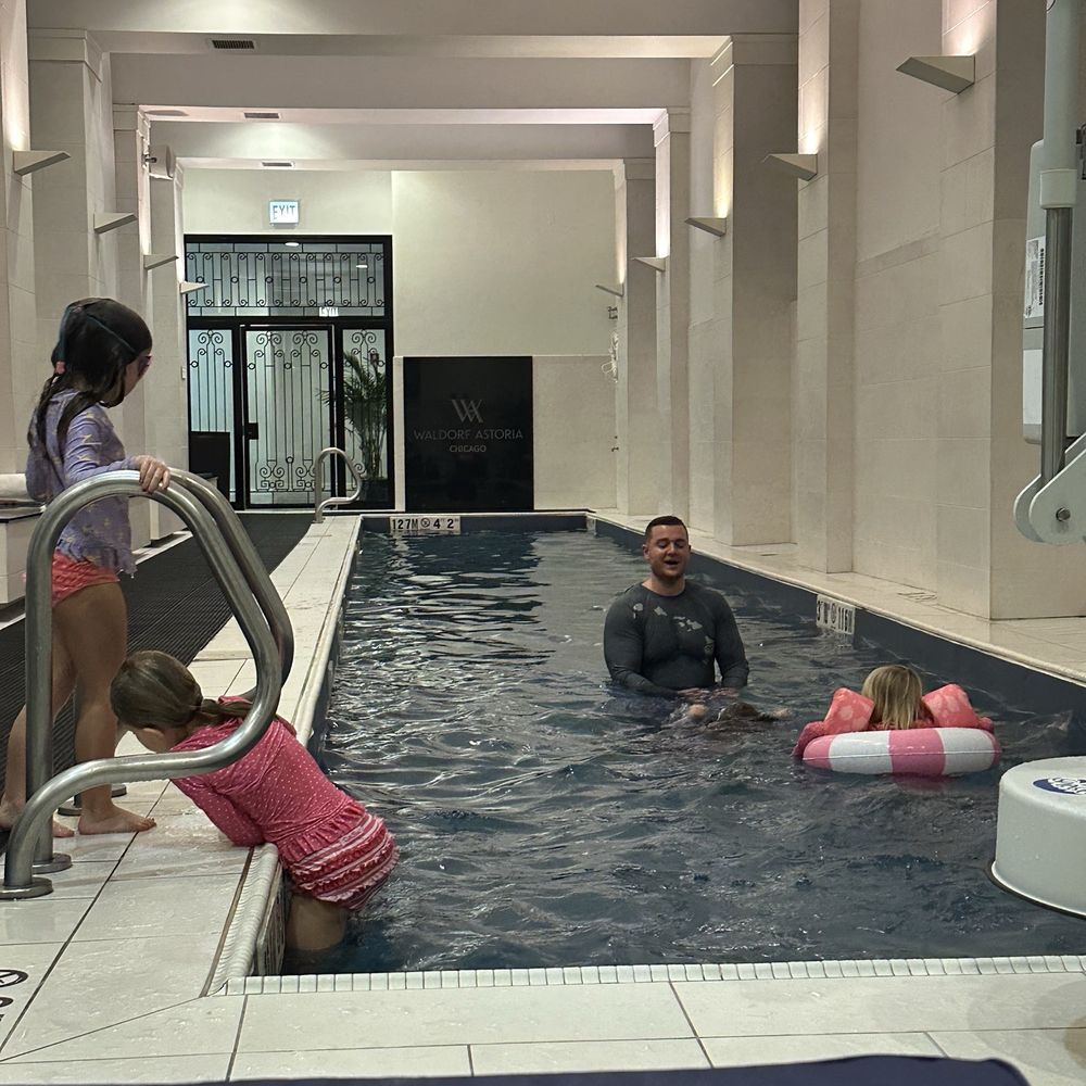 Waldorf Astoria Chicago - Pool - Hotels Near Me - Chicago, Illinois Waldorf Astoria Chicago - Pool - Hotels Near Me - Chicago, Illinois