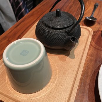 Pagu - Cute teapot for oolong tea - Japanese Near Me - Cambridge, Massachusetts