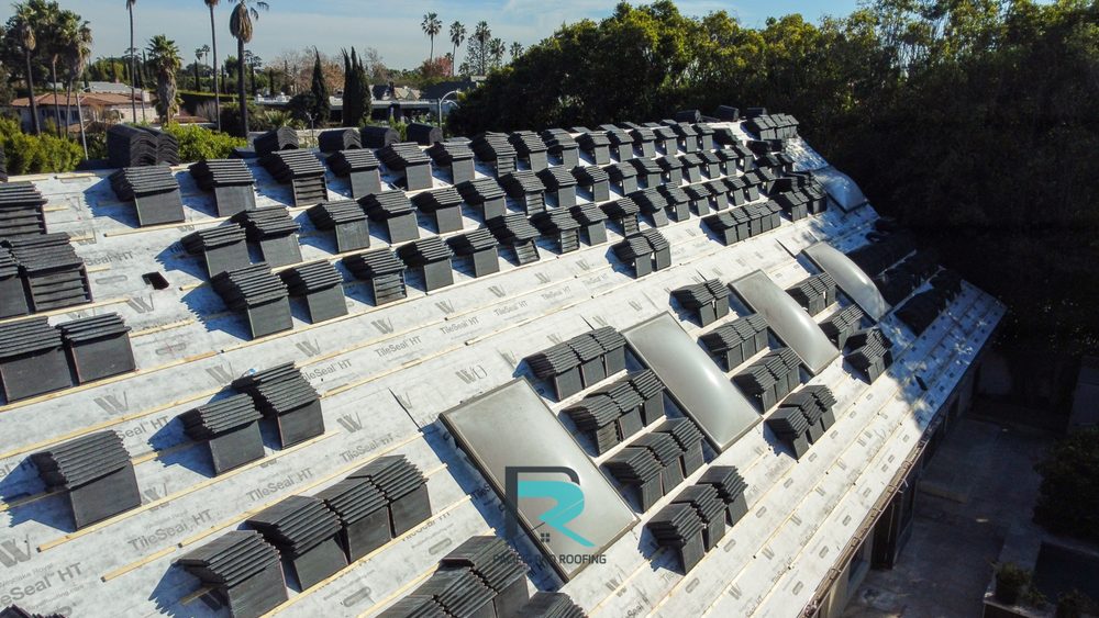 Slide of Pacific Pro Roofing