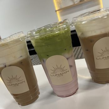 Lunakin Café - Creme brûlée latte  Strawberry matcha - Breakfast & Brunch Near Me - Las Vegas, Nevada