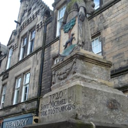 St Michael's Well - St Michaels Well, Linlithgow