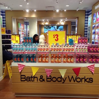 Bath & Body Works - Brand New store - Cosmetics & Beauty Supply Near Me - Los Angeles, California Bath & Body Works - Brand New store - Cosmetics & Beauty Supply Near Me - Los Angeles, California