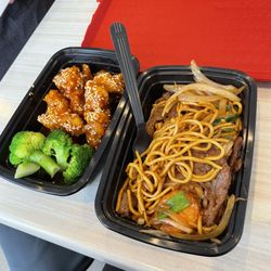 Zheng Garden Beachside - Beef low mein and sesame chicken.