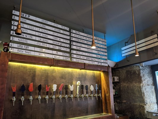 Brew Wild Pizza Bar by null
