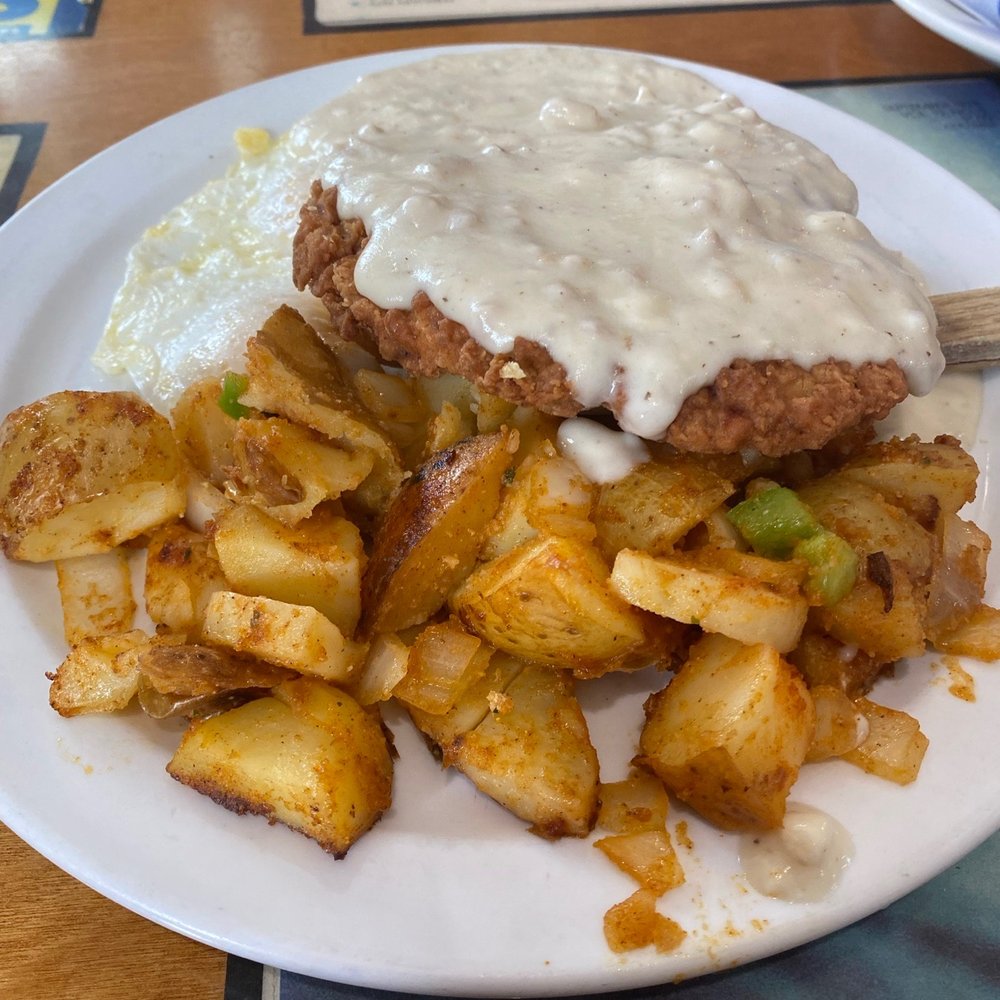 Beach Break Cafe - Country Chicken Fried Steak Plate - Breakfast & Brunch Near Me - Oceanside, California