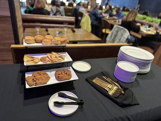 Citizens and Culture by null