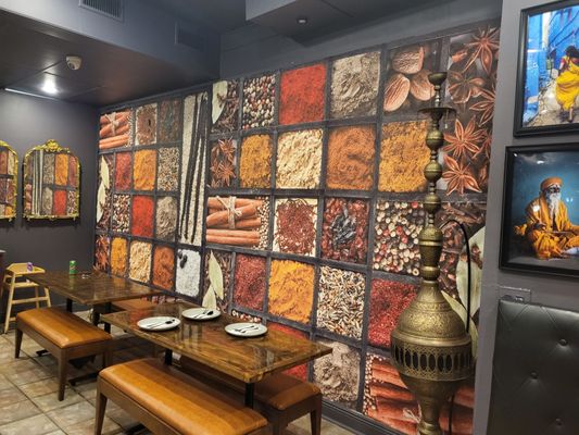 Aroma Indian Cuisine, Uptown by null