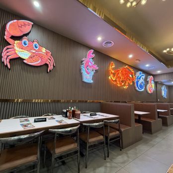 Jumpin’ Lobster - Interior - Seafood Near Me - Monterey Park, California Jumpin’ Lobster - Interior - Seafood Near Me - Monterey Park, California