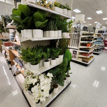 Target - Department Stores Near Me - Miami, Florida