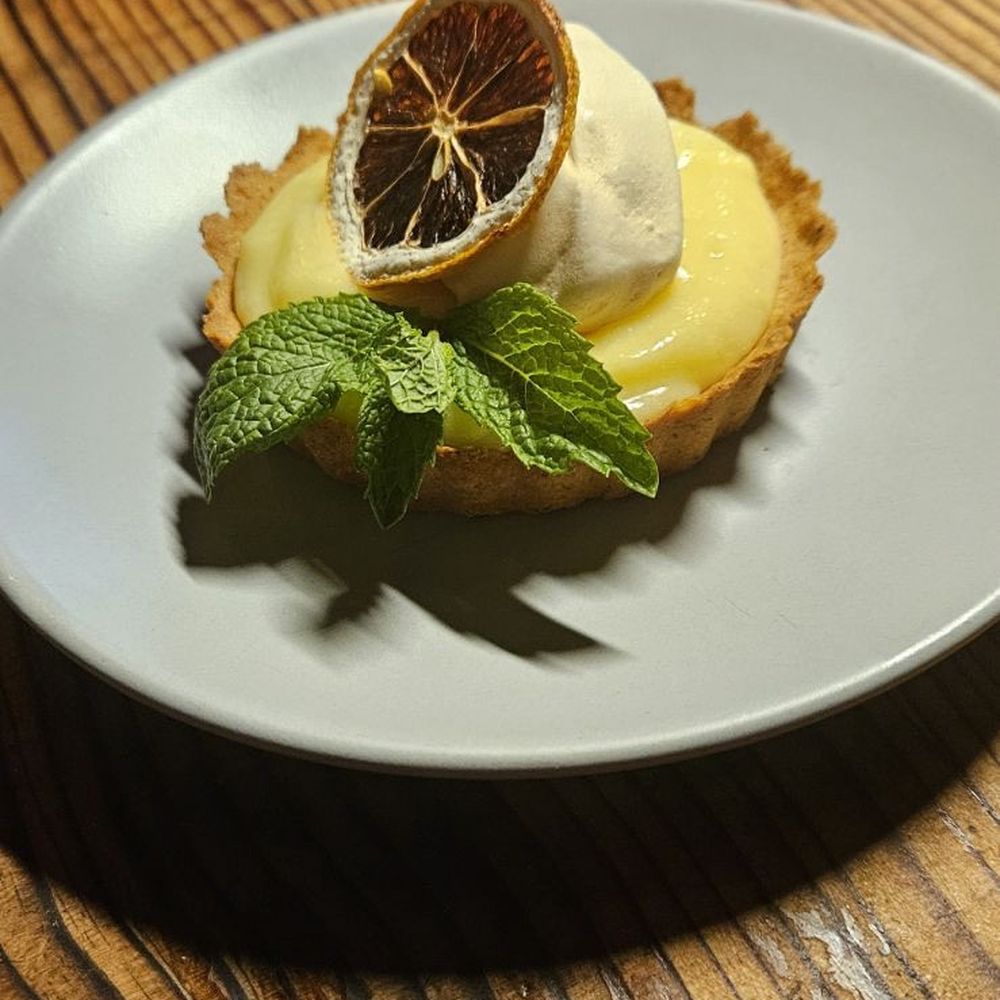 Wilder - Delicious Lemon Meringue Tart - American Near Me - Portland, Oregon Wilder - Delicious Lemon Meringue Tart - American Near Me - Portland, Oregon