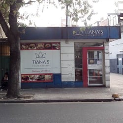Habría que limpiar un poco, pero mientras las pizzas sigan igual de ricas, no pasa ná.