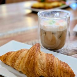 Merci Café - Plain crossiant