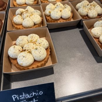 D'avant Bakery - Pistachio Tart - Bakeries Near Me - Edgewater, New Jersey