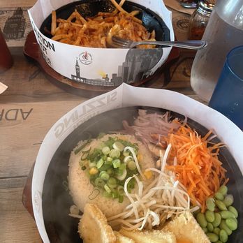 Sizzling Lunch - Fried Tofu with Curry Sauce, Cheese French Fries - Japanese Near Me - San Jose, California Sizzling Lunch - Fried Tofu with Curry Sauce, Cheese French Fries - Japanese Near Me - San Jose, California