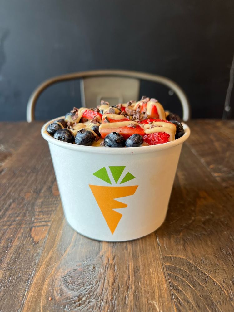 The Green Farm Juicery Logo