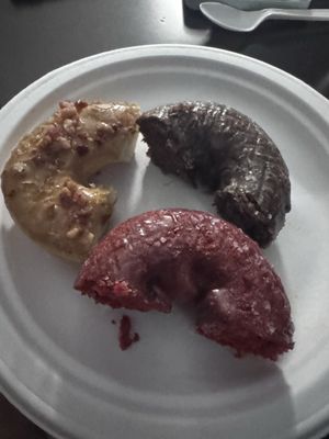 Tip Top Donuts by null