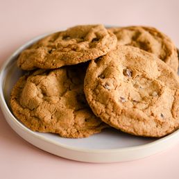 Bake-at-home Chocolate Chip Cookies - 10pk Bake-at-home Chocolate Chip Cookies - 10pk