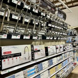 Soledad Hardware & Lbr