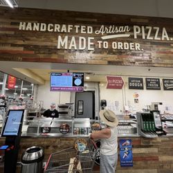 South Flo Pizza In H-E-B