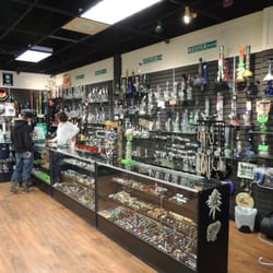 Gord's Smoke Shop