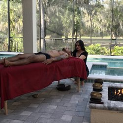 Nuna Holistic Retreat Center - Heal your body at the comfort of your home/vacation home/luxury hotel