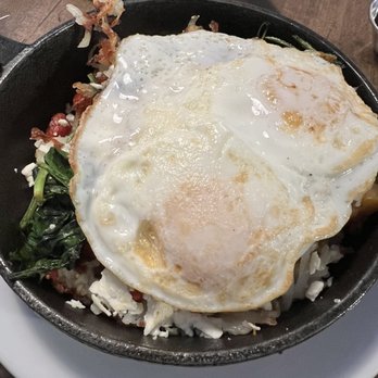 Harvest Room - Peasant skillet - New American Near Me - Palos Heights, Illinois