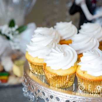 Mario's Bakery - cupcakes with white frosting - Bakeries Near Me - Syracuse, New York