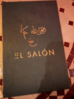 El Salón by null