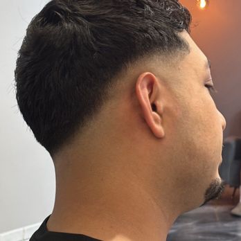 Lakotii Men’s Studio - Barbers Near Me - Orangevale, California Lakotii Men’s Studio - Barbers Near Me - Orangevale, California