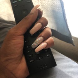 Universal Nails - Full set !! Will definitely return !
