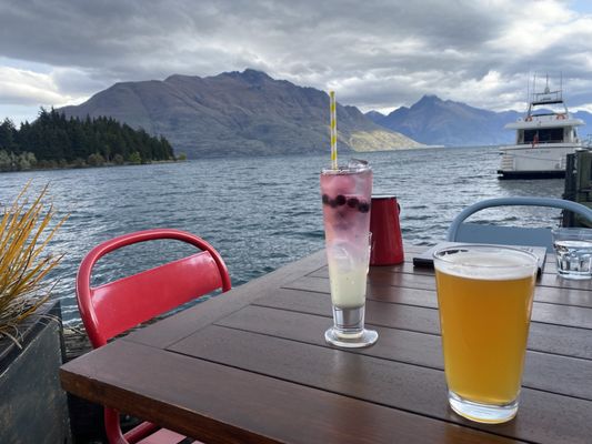 Public Kitchen and Bar by null