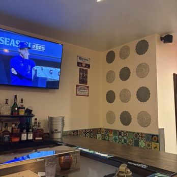 Bull And Barrel - Wall art - Sports Bars Near Me - Chicago, Illinois Bull And Barrel - Wall art - Sports Bars Near Me - Chicago, Illinois