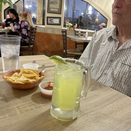 Margarita spots Spouse, chips , & salsa Margarita spots Spouse, chips , & salsa