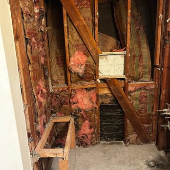 Gomez Painting & Construction - Shower he destroyed that had to be redone - Painters Near Me - San Pedro, California Gomez Painting & Construction - Shower he destroyed that had to be redone - Painters Near Me - San Pedro, California