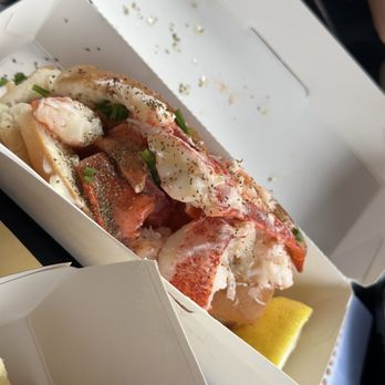 Quincy's Original Lobster Rolls - Seafood Near Me - Cape May, New Jersey Quincy's Original Lobster Rolls - Seafood Near Me - Cape May, New Jersey