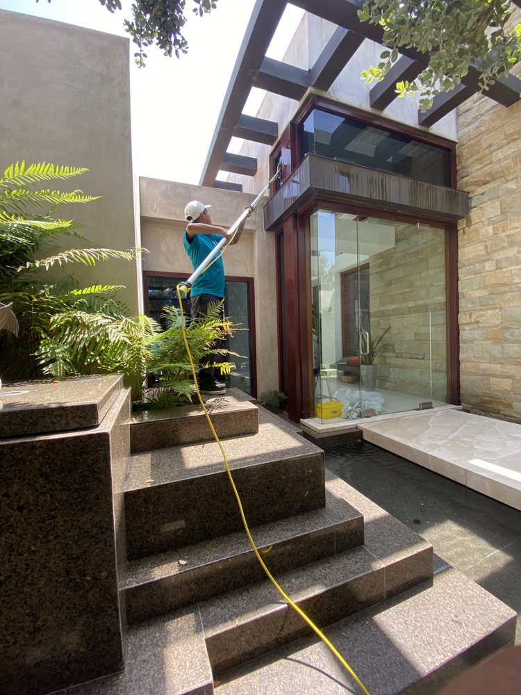 CRYSTAL COAST WINDOW CLEANING - Updated January 2025 - 19 Photos