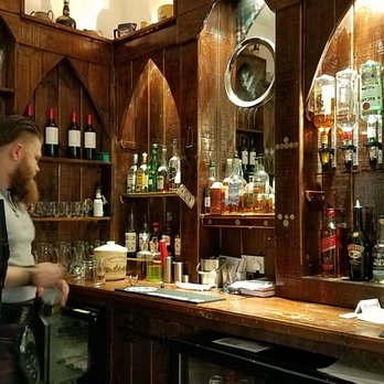 Slanj Bar & Restaurant - Full stocked bar with good whiskys - Bars Near Me - Loch Lomond, AGB Slanj Bar & Restaurant - Full stocked bar with good whiskys - Bars Near Me - Loch Lomond, AGB