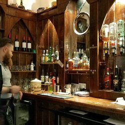 Slanj Bar & Restaurant - Full stocked bar with good whiskys